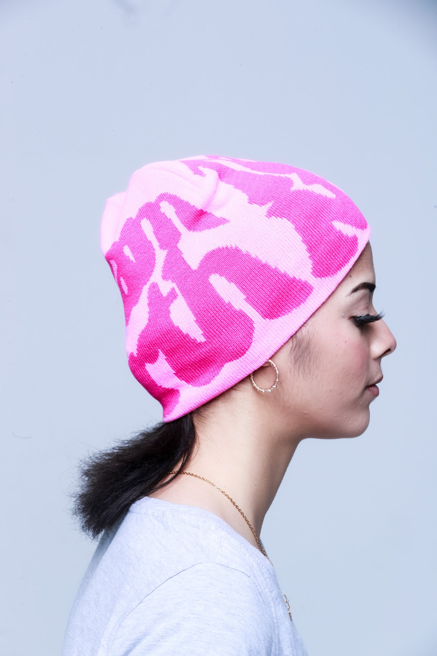 V1 Beanie Pink